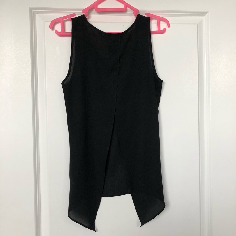 EUC Express Split Back Sheer Tank - Picture 4 of 6